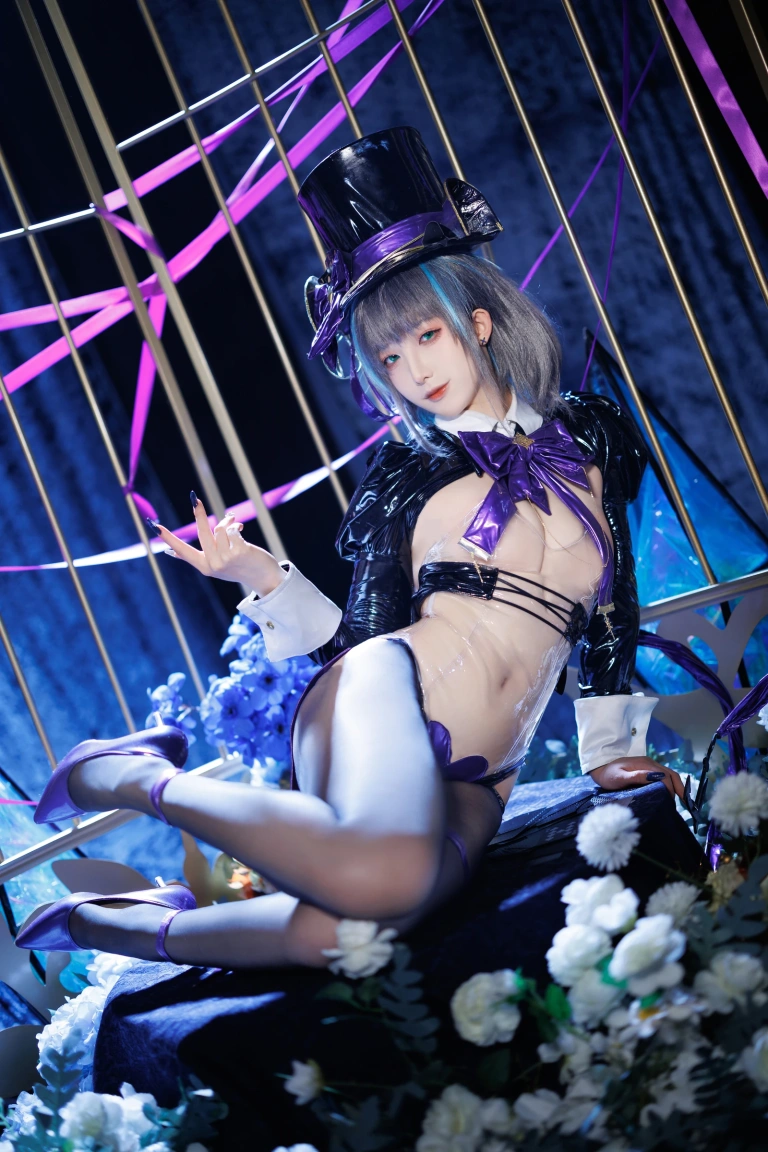 封疆疆v《柴郡魔术师》主题写真：50张全套美图