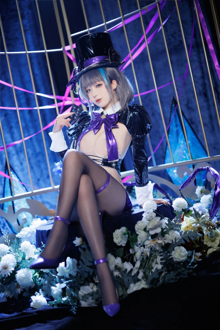 封疆疆v《柴郡魔术师》主题写真：50张全套美图
