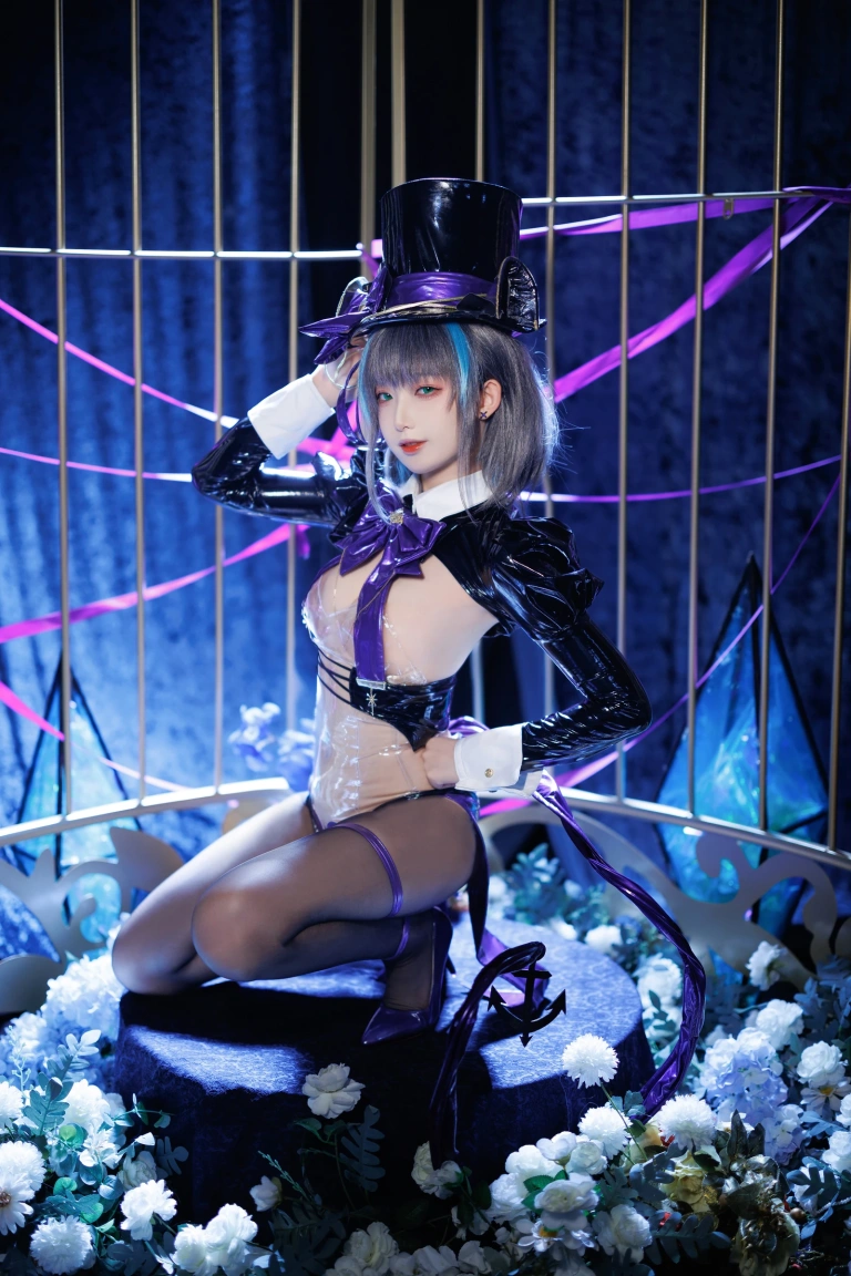 封疆疆v《柴郡魔术师》主题写真：50张全套美图