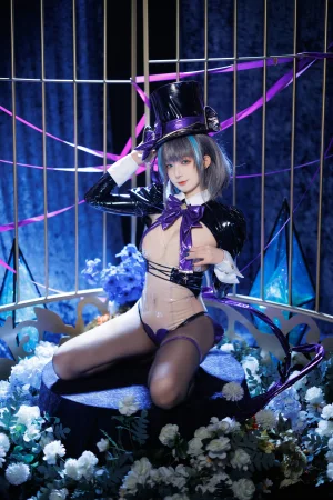 封疆疆v《柴郡魔术师》主题写真：50张全套美图
