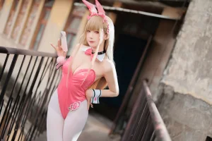 封疆疆v《NIKKE 毒蛇兔女郎》主题写真：45张全套美图