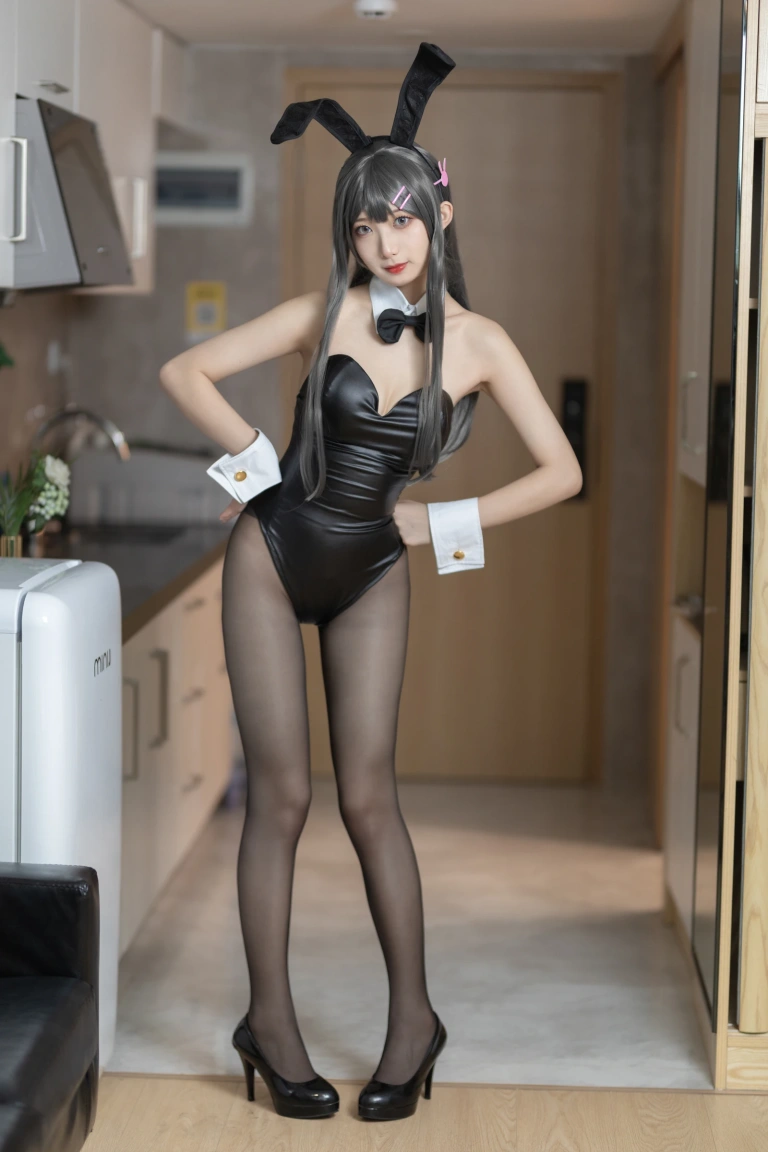 封疆疆v《樱岛麻衣兔女郎》主题写真：40张全套美图