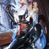 封疆疆v《原神 申鹤》主题写真：31张全套美图