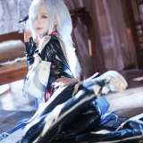封疆疆v《原神 申鹤》主题写真：31张全套美图