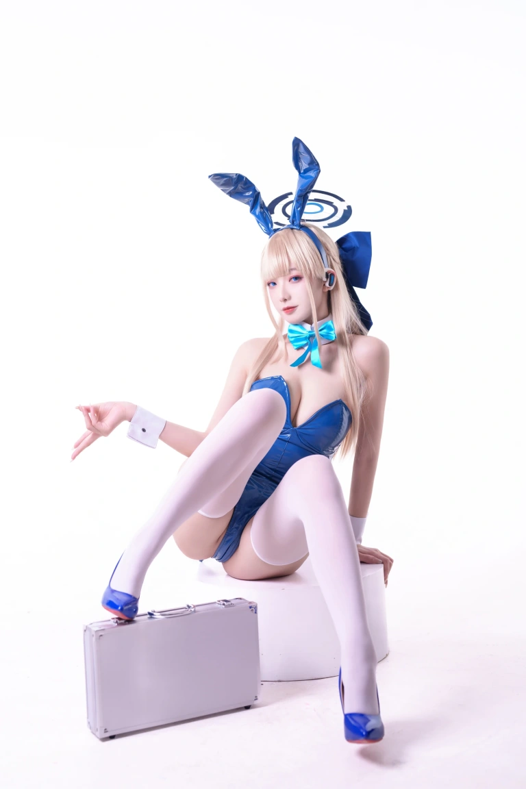 封疆疆v《飞鸟马时Toki》主题写真：40张全套美图