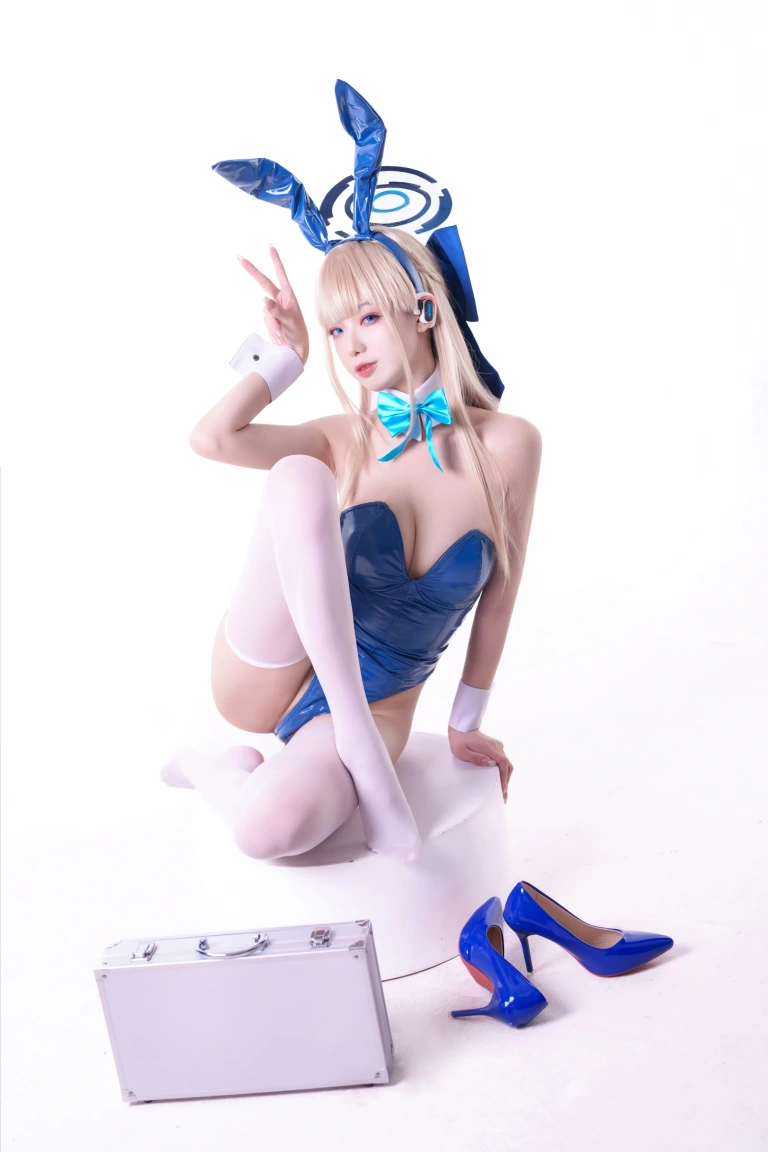 封疆疆v《飞鸟马时Toki》主题写真：40张全套美图