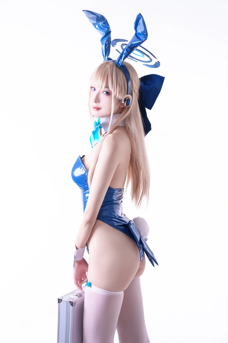 封疆疆v《飞鸟马时Toki》主题写真：40张全套美图