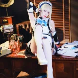 封疆疆v《飞鸟马时 女仆》主题写真：41张全套美图