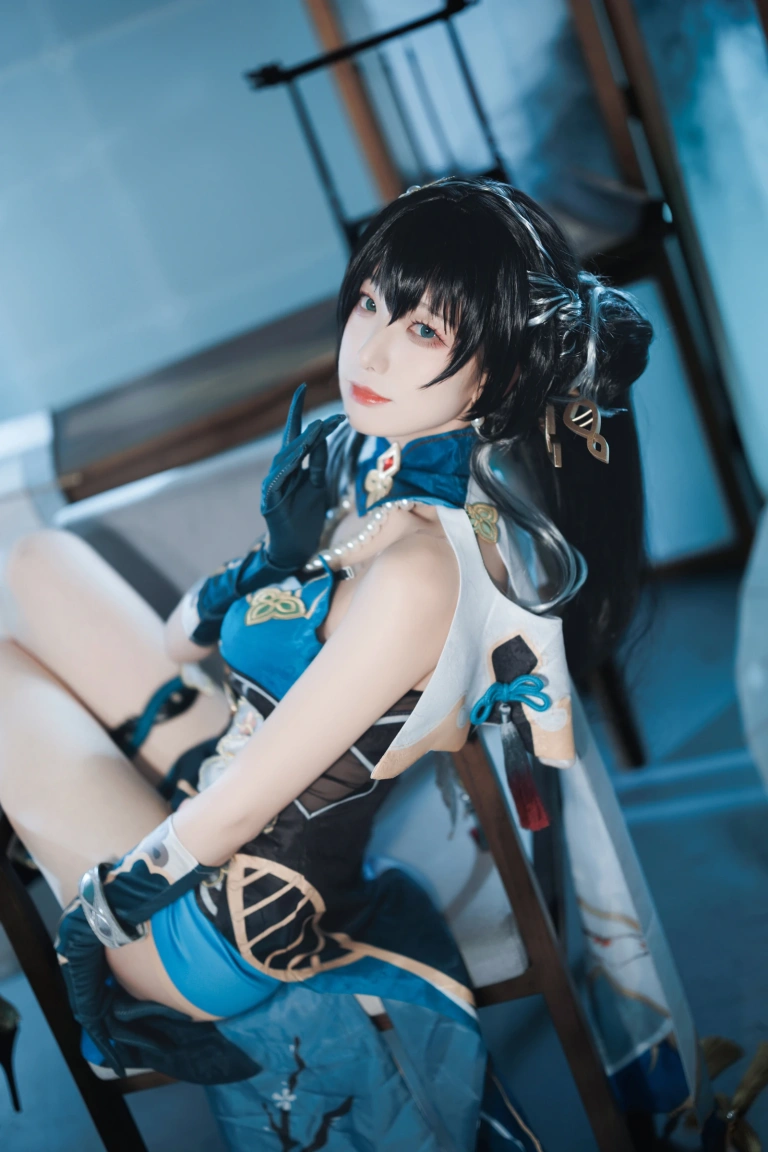 封疆疆v《阮梅》主题写真：32张全套美图