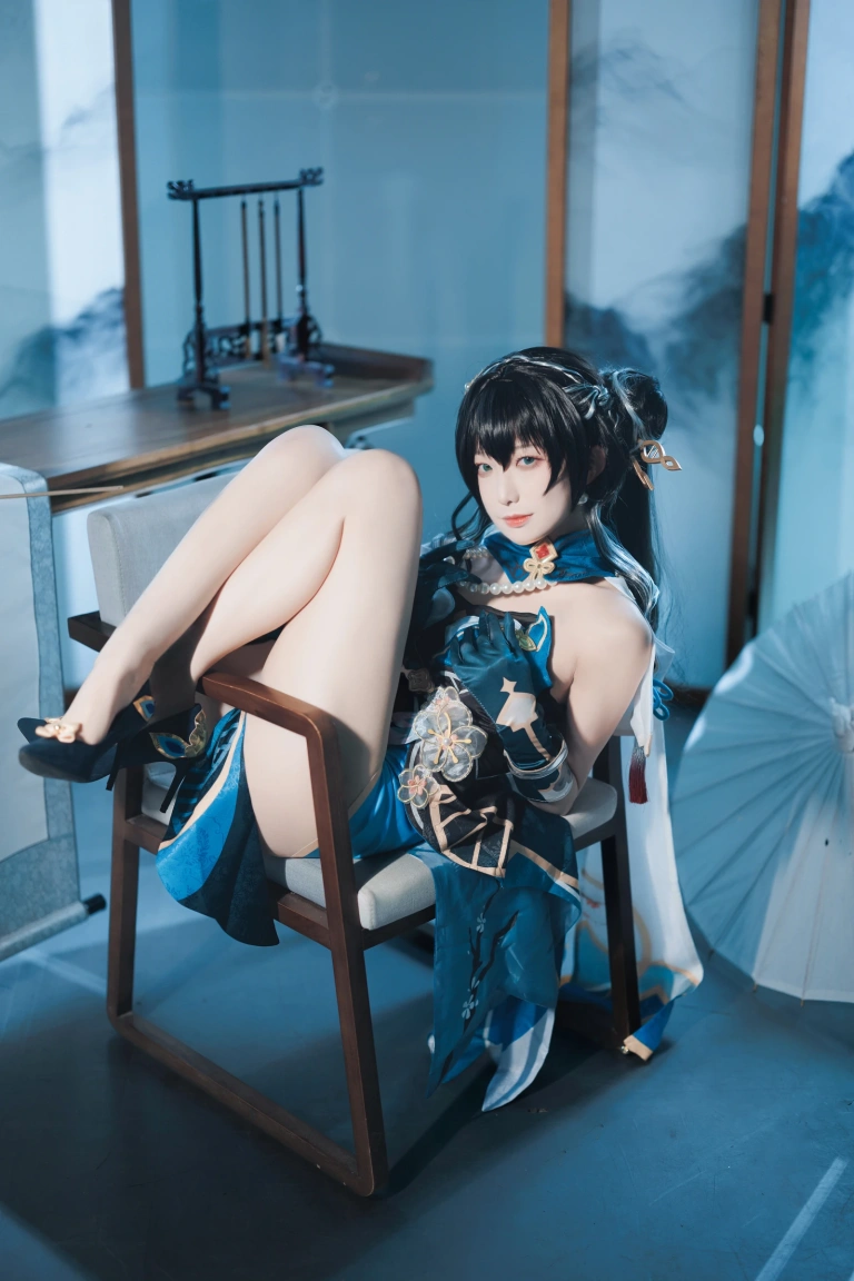 封疆疆v《阮梅》主题写真：32张全套美图