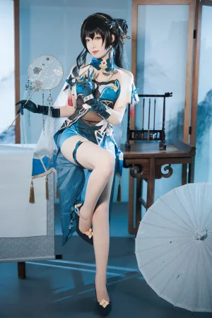 封疆疆v《阮梅》主题写真：32张全套美图