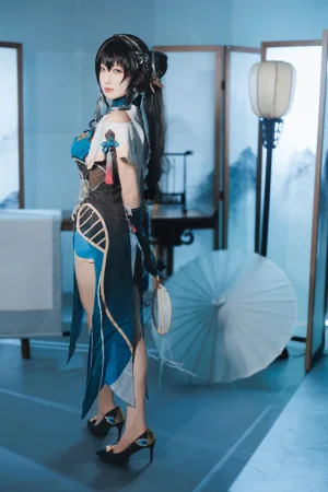 封疆疆v《阮梅》主题写真：32张全套美图
