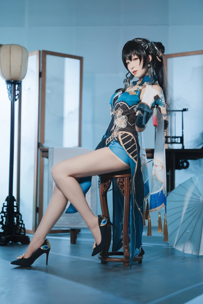 封疆疆v《阮梅》主题写真：32张全套美图