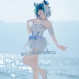 封疆疆v《柴郡小礼服》主题写真：10张全套美图