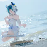 封疆疆v《柴郡小礼服》主题写真：10张全套美图
