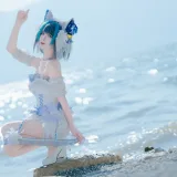 封疆疆v《柴郡小礼服》主题写真：10张全套美图