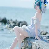 封疆疆v《柴郡小礼服》主题写真：10张全套美图