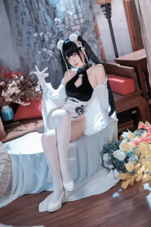 封疆疆v《彼得·史特拉塞》主题写真：40张全套美图