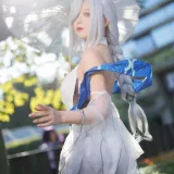 封疆疆v《申鹤神女场照》主题写真：12张全套美图