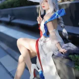 封疆疆v《申鹤神女场照》主题写真：12张全套美图