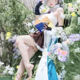 封疆疆v《埃佛森》主题写真：12张全套美图