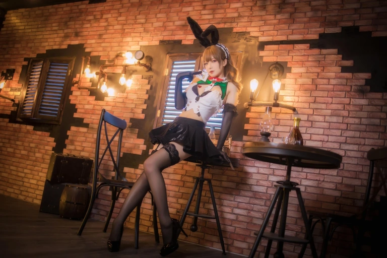 封疆疆v《莫妮卡女郎》主题写真：31张全套美图