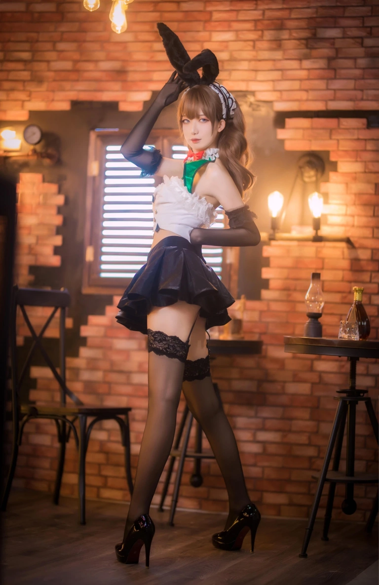 封疆疆v《莫妮卡女郎》主题写真：31张全套美图