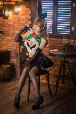 封疆疆v《莫妮卡女郎》主题写真：31张全套美图