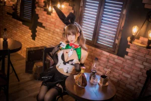 封疆疆v《莫妮卡女郎》主题写真：31张全套美图