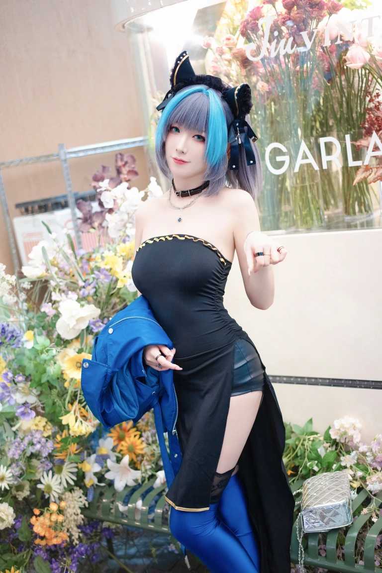 封疆疆v《碧蓝航线 柴郡常服》主题写真：27张全套美图