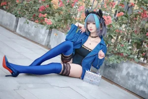 封疆疆v《碧蓝航线 柴郡常服》主题写真：27张全套美图