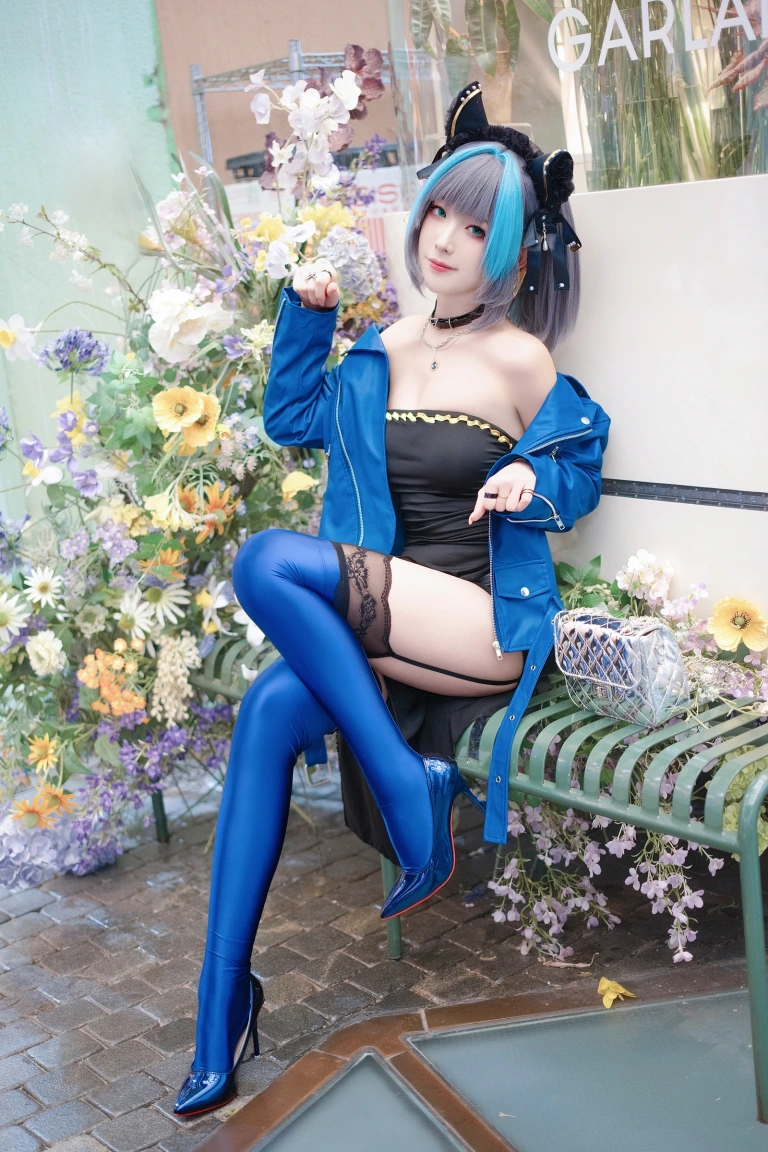 封疆疆v《碧蓝航线 柴郡常服》主题写真：27张全套美图