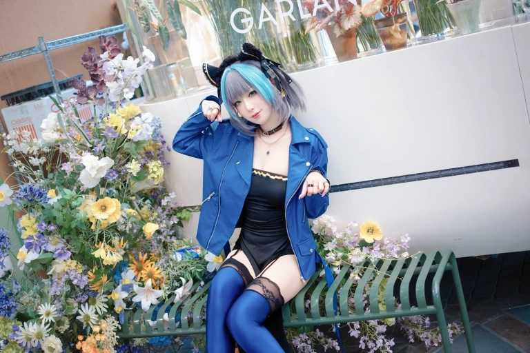 封疆疆v《碧蓝航线 柴郡常服》主题写真：27张全套美图