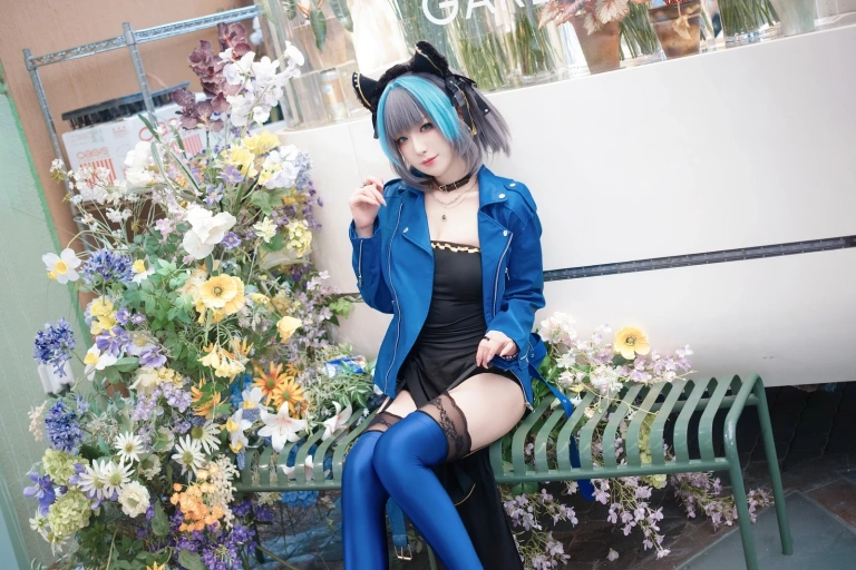 封疆疆v《碧蓝航线 柴郡常服》主题写真：27张全套美图