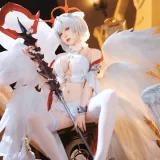 封疆疆v《碧蓝航线 珍珠号》主题写真：32张全套美图