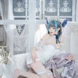 封疆疆v《碧蓝航线 柴郡誓约礼服》主题写真：18张全套美图