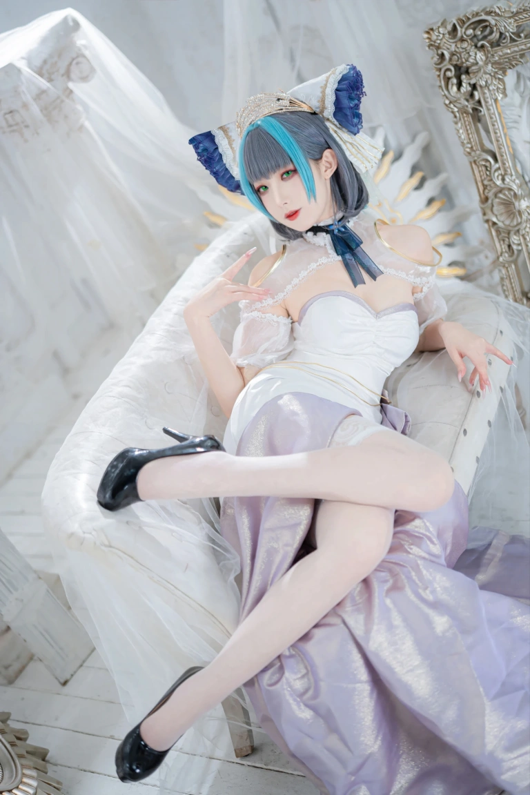 封疆疆v《碧蓝航线 柴郡誓约礼服》主题写真：18张全套美图