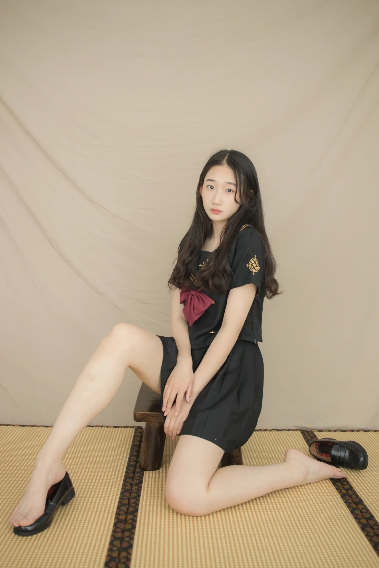 紧急企划《VOL.001》主题写真：45张全套美图，含1个视频