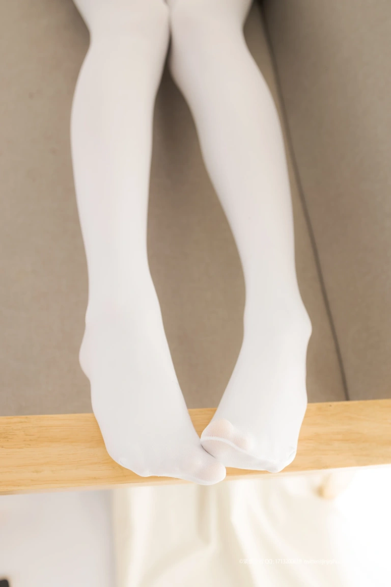 紧急企划《VOL.012》主题写真：98张全套美图，含1个视频