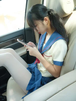 紧急企划主题写真：88张全套美图，含1个视频