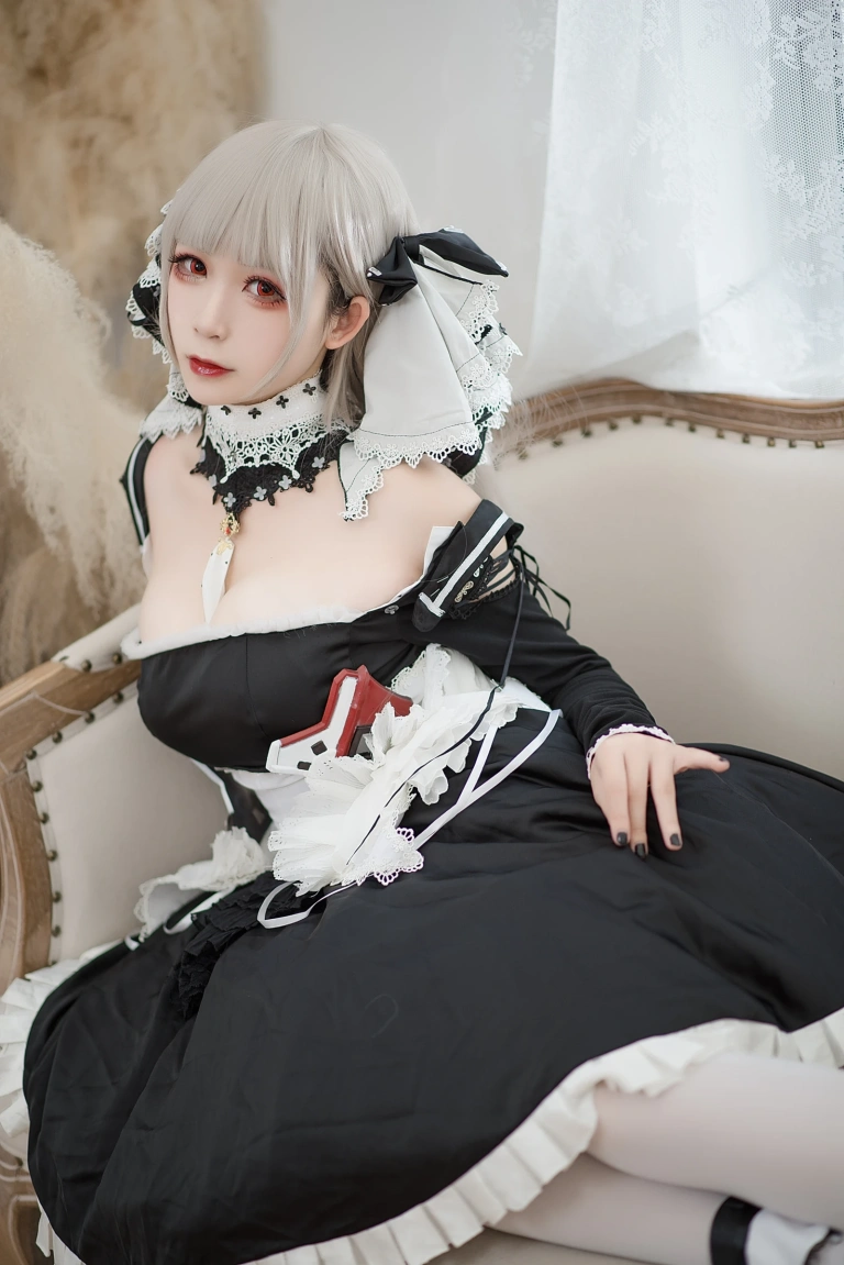 樱落酱w《可畏》主题写真：14张全套美图
