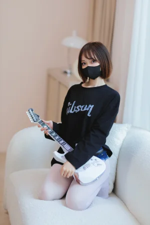 洛桑w伊梓《升玖老师》主题写真：38张全套美图