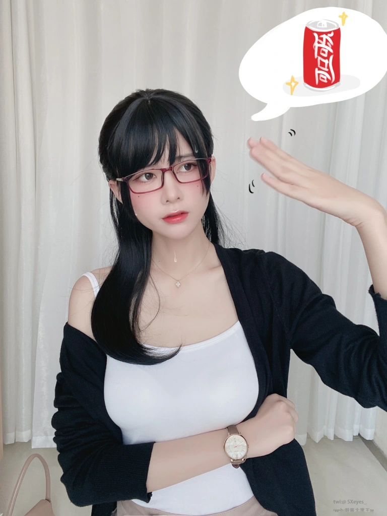 眼酱大魔王w《想喝可乐的OL》主题写真：30张全套美图