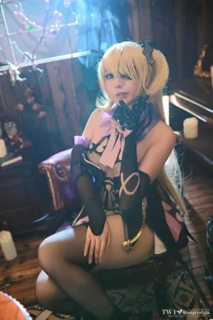 小容仔咕咕咕w《菲谢尔》主题写真：26张全套美图，含1个视频