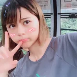 眼酱大魔王w《8套合集 [92P2V-133MB]》主题写真：92张全套美图，含2个视频