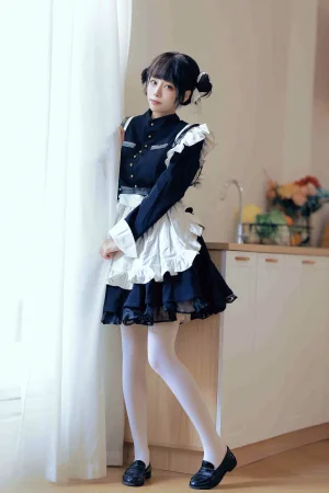 洛桑w伊梓《女仆日记Ⅲ》主题写真：28张全套美图