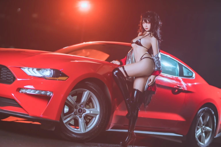 樱落酱w《大凤赛车2》主题写真：17张全套美图