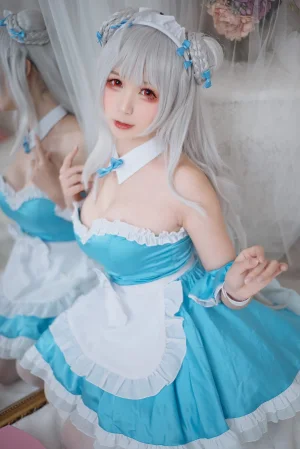 樱落酱w《小天鹅女仆》主题写真：13张全套美图