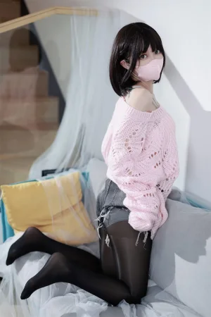 洛桑w伊梓《升玖老师 毛衣》主题写真：40张全套美图