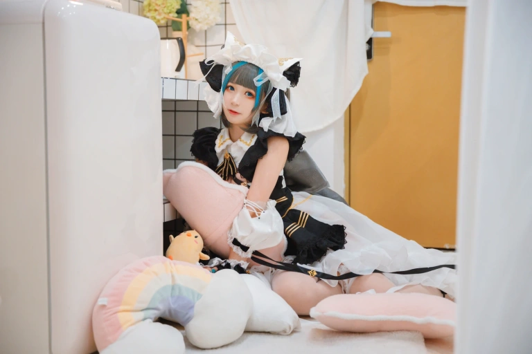 樱落酱w《柴郡》主题写真：28张全套美图